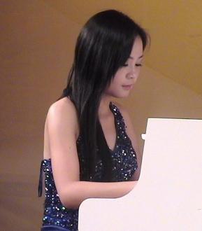 袁佳-钢琴教师