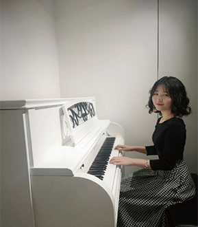 刘玉婷-钢琴教师